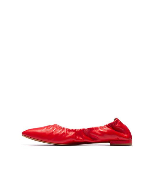 Bee Flat Red