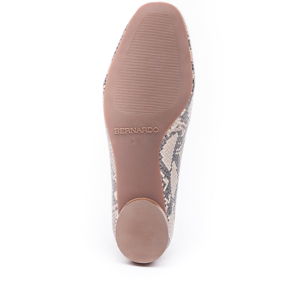 Edyth Flat with Snake and Raffia