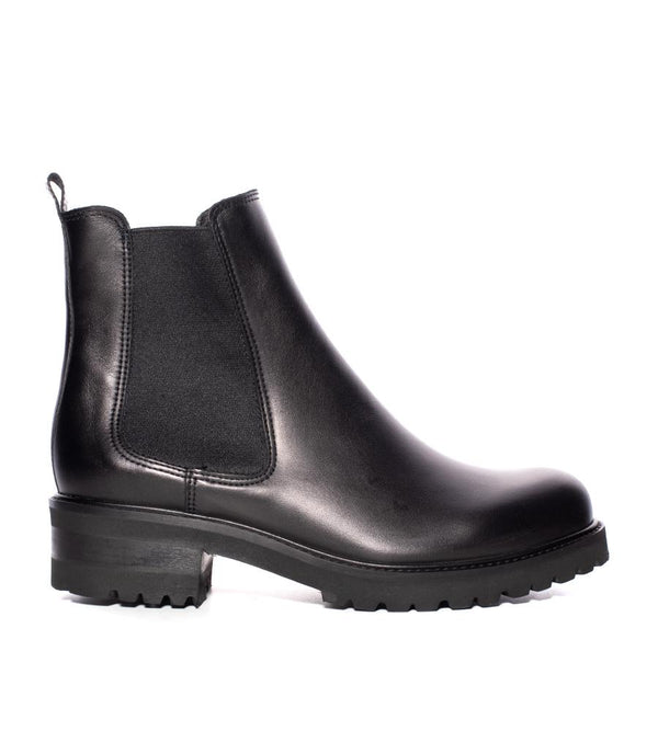 Conner Chelsea Boot